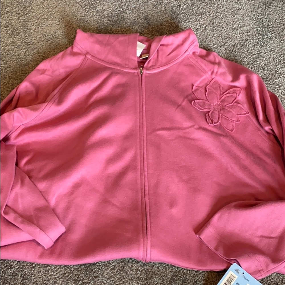 Flower zip up / brand new